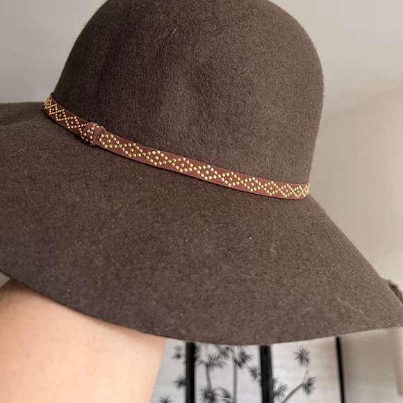Charming Charlie wool felt floppy boho hat - Picture 8 of 10